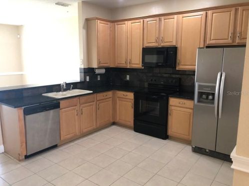 732 Hacienda Cir, Kissimmee FL  34741-6339 exterior