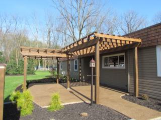 249 Denison Dr, Granville, OH 43023-1432