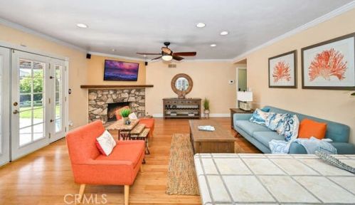 7916 Tarma St, Long Beach, CA 90808-3140
