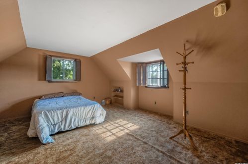 10 Purdy Ave, Elwood NY  11731-4503 exterior