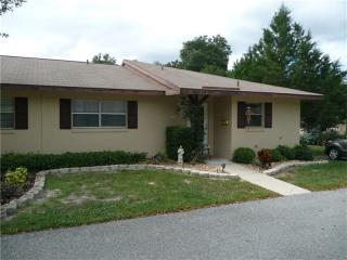 27 Villa Villar Ct, Deland, FL 32724-5539