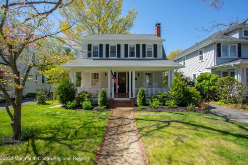 510 Bendermere Ave, Tinton Falls, NJ 07712-4305