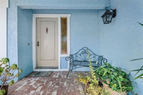 148 Kiowa Ct, Vacaville, CA 95688-2421