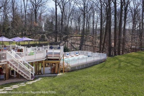 162 Borden Rd, Middletown NJ  07748-3050 exterior