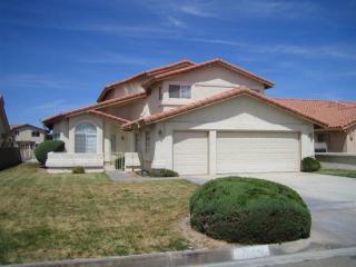 26446 Edgewater Ln, Helendale, CA 92342-7767