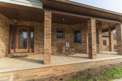 16900 Thompson Ridge Rd, Laurelville, OH 43135-9238