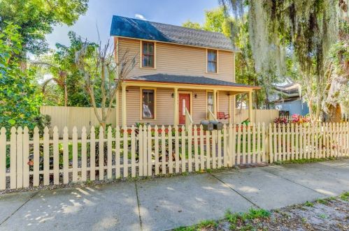 734 Grove St, Saint Petersburg, FL 33701-2238