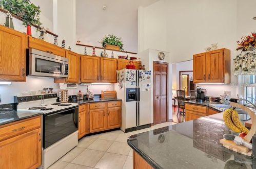 1750 Singing Palm Dr, Apopka FL  32712-2465 exterior