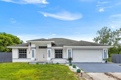 3845 27th Ave, Naples FL  34117-7131 exterior