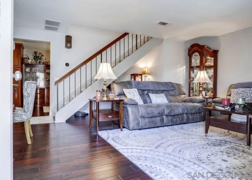 13673 Comuna Dr, Poway CA  92064-4638 exterior