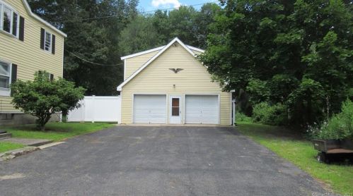 72 Bushnell St, Terryville, CT 06786-6633