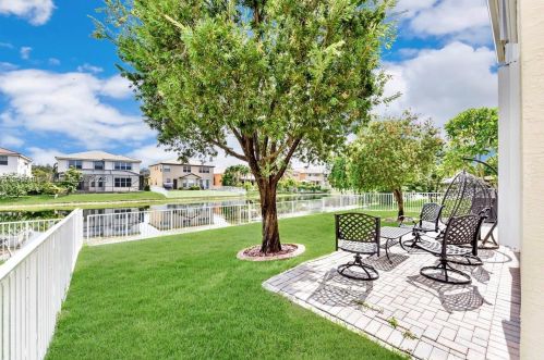 16392 29th St, Hollywood FL  33027-5221 exterior