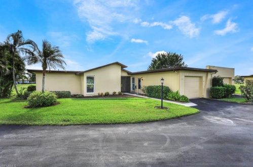 4193 Lakewood Blvd, Naples, FL 34112-6117