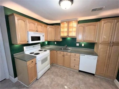 922 Crescent Ave, Sewickley PA  15143-2302 exterior