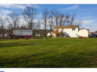 816 Kurtz Mill Rd, Hummels Store, PA 19540-8048