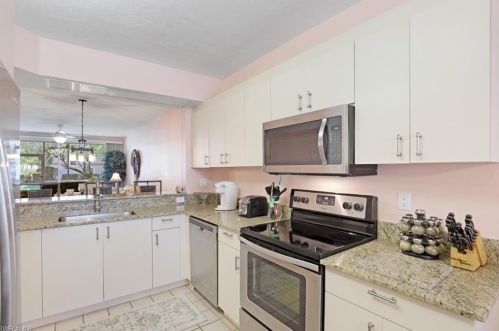 2460 Old Groves Rd, Naples, FL 34109-0660