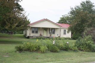 9962 Green Hill Rd, Smithville, TN 37166-8015
