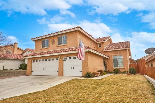 17601 Fisher St, Victorville, CA 92395-7760