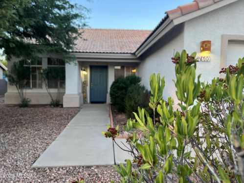 7600 Summer Sun Ln, Tucson, AZ 85743-1115