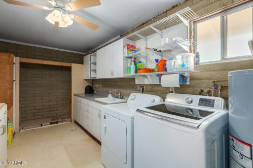 3623 Yorkshire Dr, Glendale AZ  85308-2335 exterior