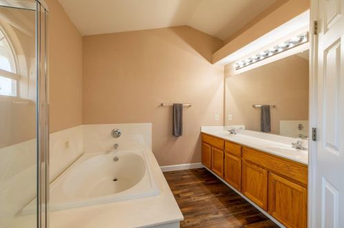 8686 White Peacock Way, Elk Grove CA  95624-3701 exterior