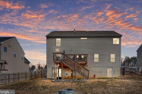 35358 River Bend Dr, Locust Grove, VA 22508-3115