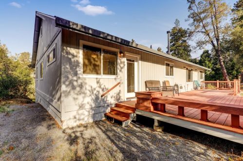 17155 Oscar Dr, Grass Valley CA  95949-7220 exterior