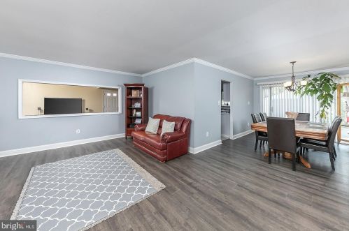 16 Essex Ln, Willingboro, NJ 08046-2243
