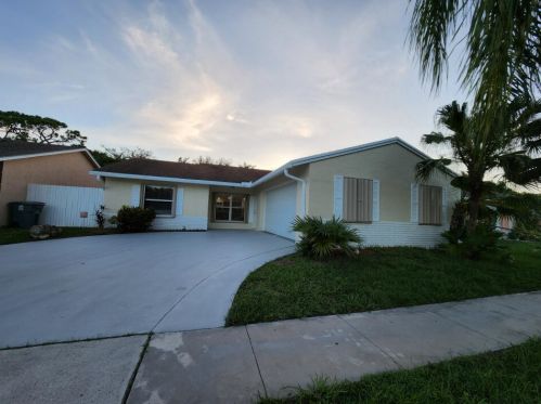 7296 Willow Springs Cir, Boynton Beach, FL 33436-9420