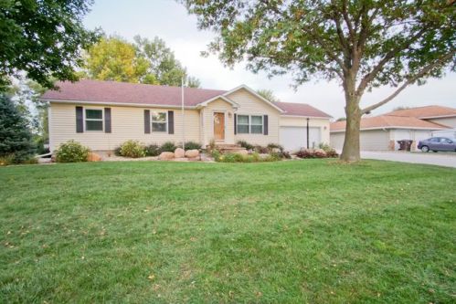 138 Nimrod St, Owego, IA 51052-8108