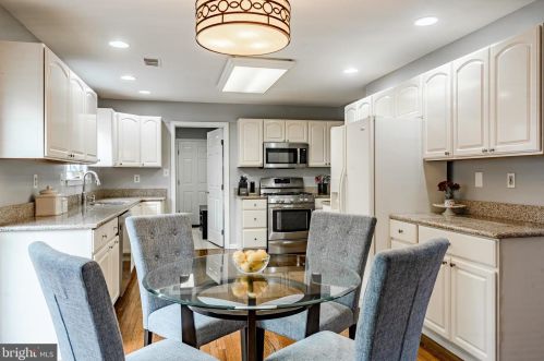 1048 Ryans Run, Boothwyn PA  19060-4411 exterior