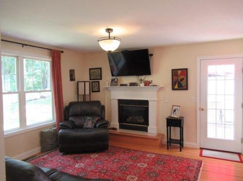 67 Standring St, Cumberland RI  02864-5221 exterior