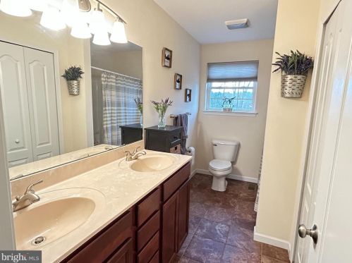 2120 Hudnut Rd, Collegeville PA  19473-2022 exterior
