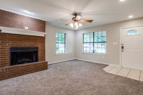731 Jacob St, Pilot Point TX  76258-4446 exterior
