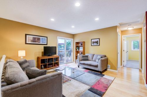 2611 Guthrie Ave, Saint Paul, MN 55128-3924