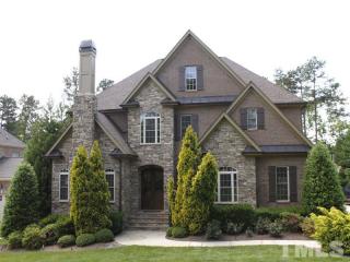 6621 Rest Haven Dr, Raleigh, NC 27612-2167