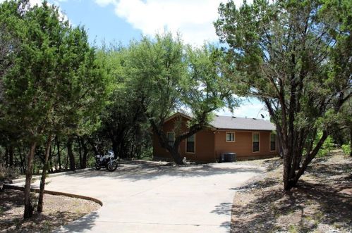 704 Plant Lady Ln, Mount Sharp TX  78620-4531 exterior