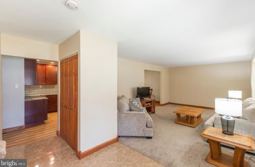 19 Lee Ann Dr, Blenheim NJ  08012-5353 exterior