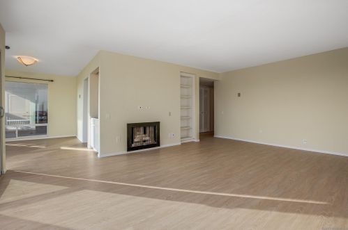 222 Turf Vw Dr, Solana Beach CA  92075-2316 exterior