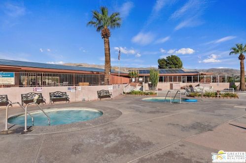 69521 Parkside Dr, Desert Hot Springs CA  92241-8719 exterior