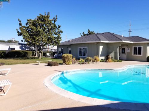 46 Cayuga St, Oakley CA  94561-1661 exterior