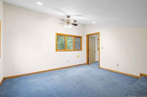 122 Carpenter Rd, New Hartford CT  06057-3003 exterior