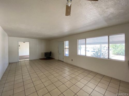 1648 Lakeside Dr, Bullhead City AZ  86442-6529 exterior