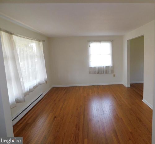 1299 Randy Dr, Pottstown PA  19464-2941 exterior