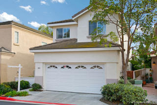 1852 Saint Lucia Way, Vista, CA 92081-7041