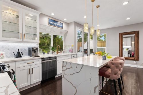 11773 Windcrest Ln, San Diego CA 92128-4279 exterior