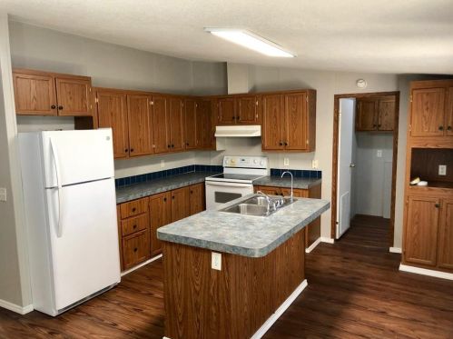 16513 Leafy Meadow Dr, Conroe TX  77302-5452 exterior