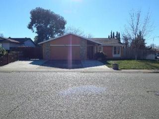 102 Brock Dr, Wheatland, CA 95692-9500