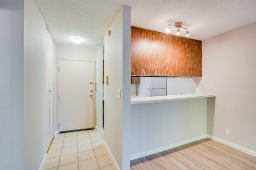 370 Imperial Way, Daly City, CA 94015-2567