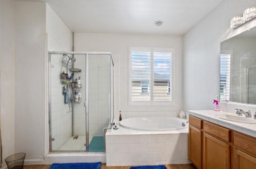 351 Wolfpack Ct, Grayson CA  95363-8322 exterior